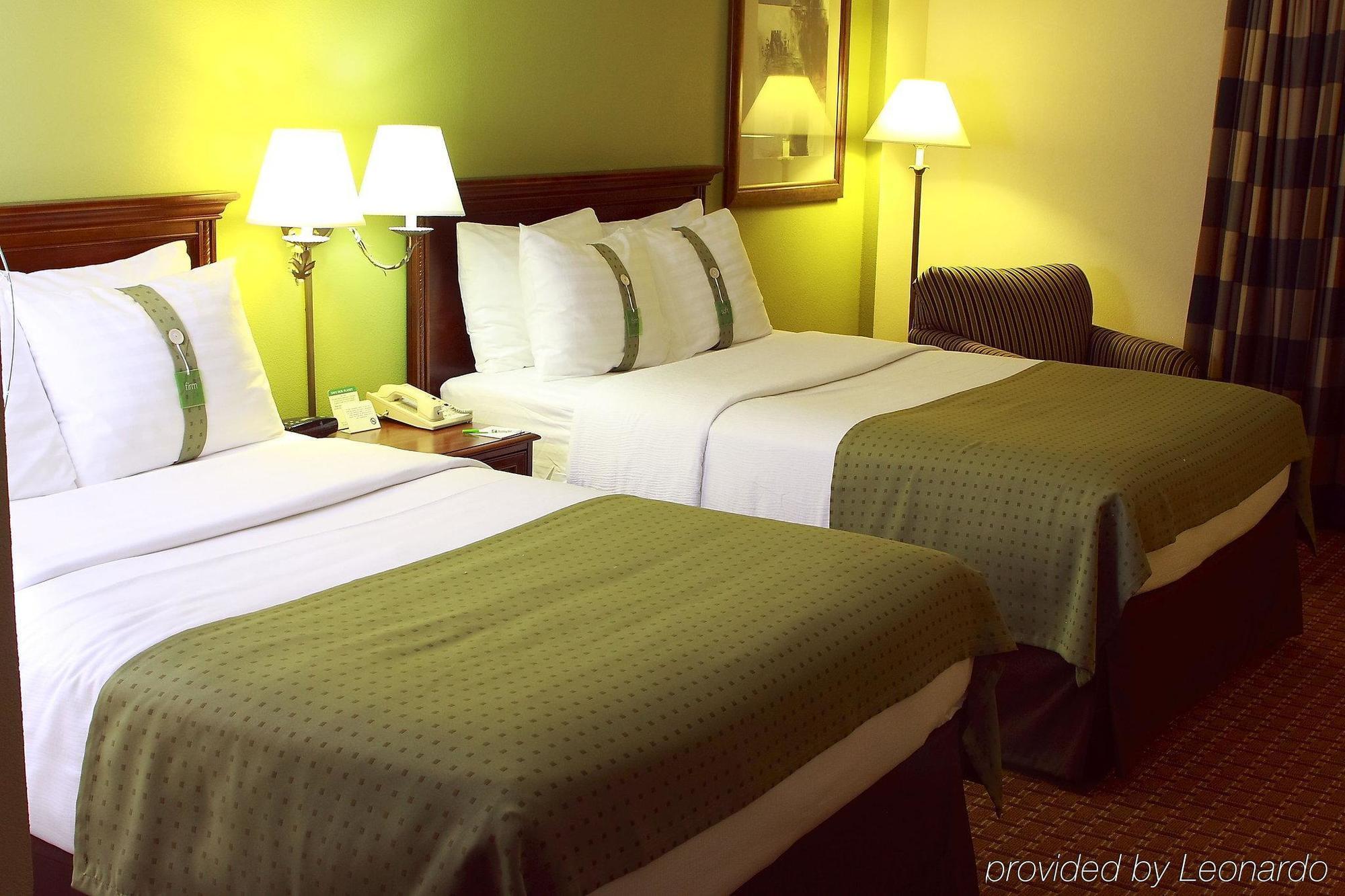 Garden Plaza Hotel Седдл-Брук Номер фото